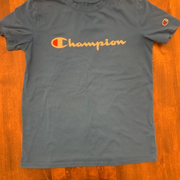 Boys T-Shirts Lot of 4 Sz 10-12 Champion Surf Camo Football - Picture 7 of 16